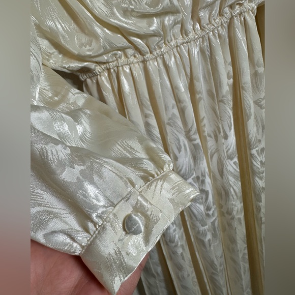 In The Mood Vintage Lace Pleated Ivory Dress Size 10 Long Sleeve 80's 90’s - Picture 8 of 16